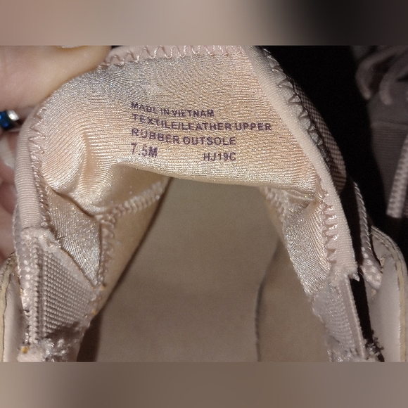 Michael kors Liv Trainer Wedge Sneakers Size 7.5 - Picture 10 of 11